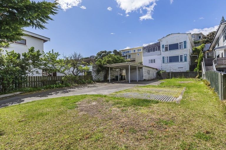 Photo of property in 88a Mana Esplanade, Paremata, Porirua, 5026