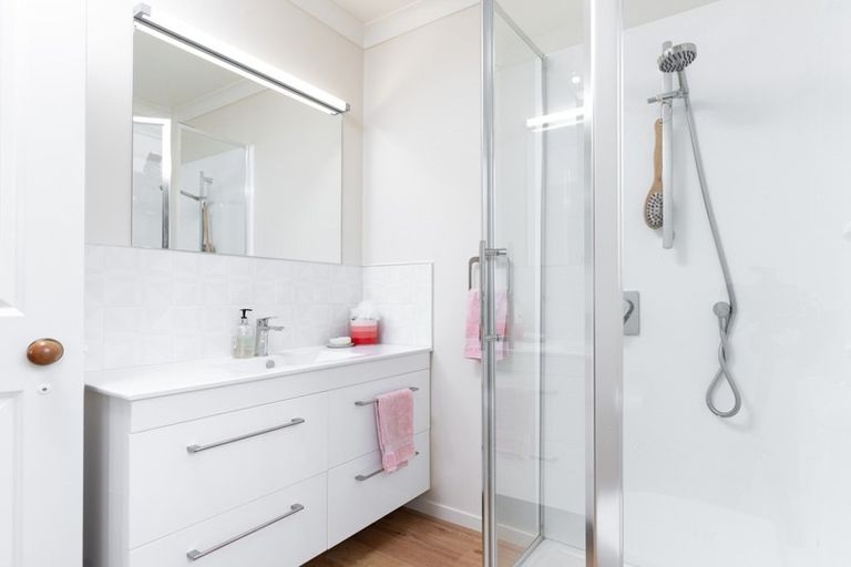 Photo of property in 71 Milton Street, Leamington, Cambridge, 3432