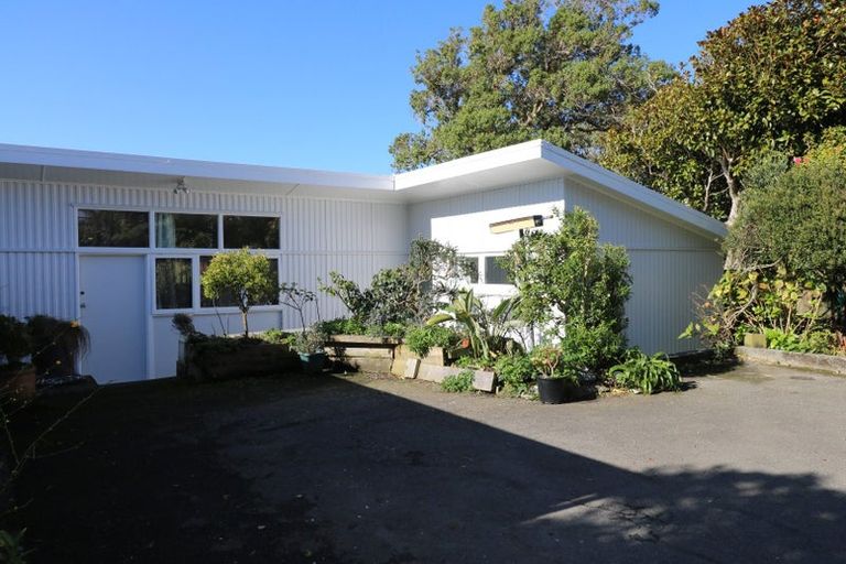 Photo of property in 11 Everest Street, Khandallah, Wellington, 6035