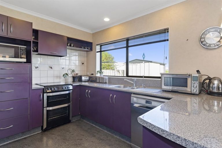 Photo of property in 21 Nicole Place, Papamoa Beach, Papamoa, 3118