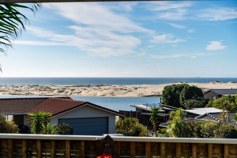 Photo of property in 42 Cheviot Street, Mangawhai Heads, Mangawhai, 0505