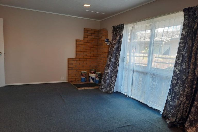 Photo of property in 62 Burundi Avenue, Clendon Park, Auckland, 2103