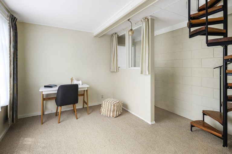 Photo of property in 18 Bruce Avenue, Brooklyn, Wellington, 6021