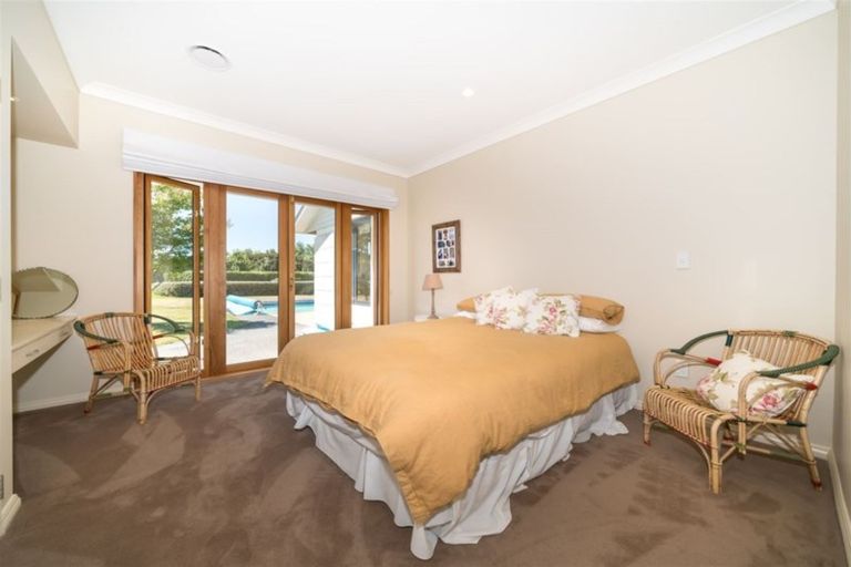 Photo of property in 450 Stoney Creek Road, Kelvin Grove, Palmerston North, 4470