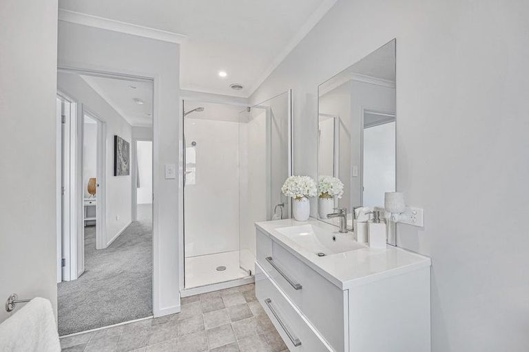 Photo of property in 11 Haroto Street, Manukau, Auckland, 2104