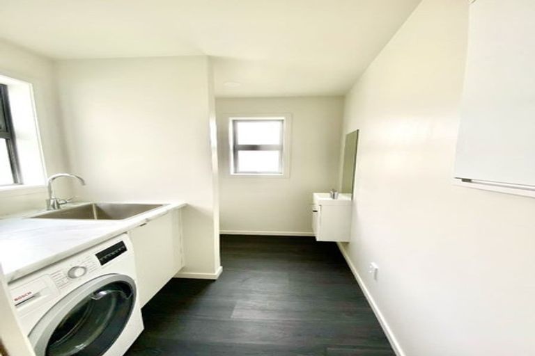 Photo of property in 1115a High Street, Taita, Lower Hutt, 5011