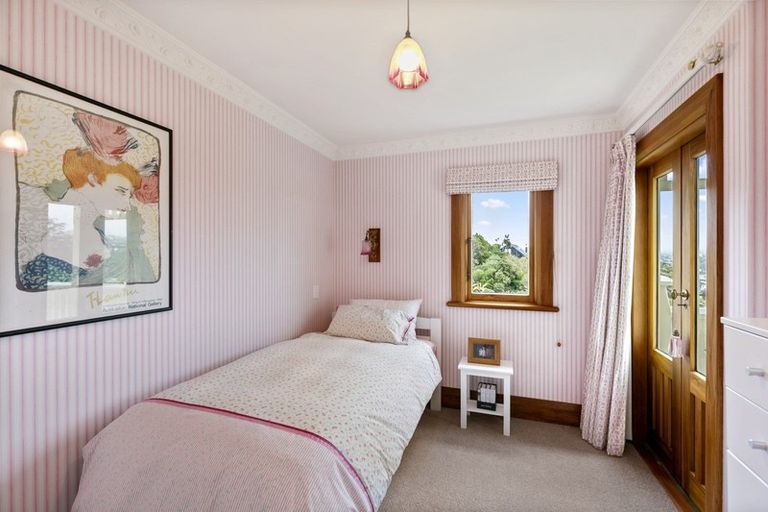 Photo of property in 46 Nicholson Road, Khandallah, Wellington, 6035