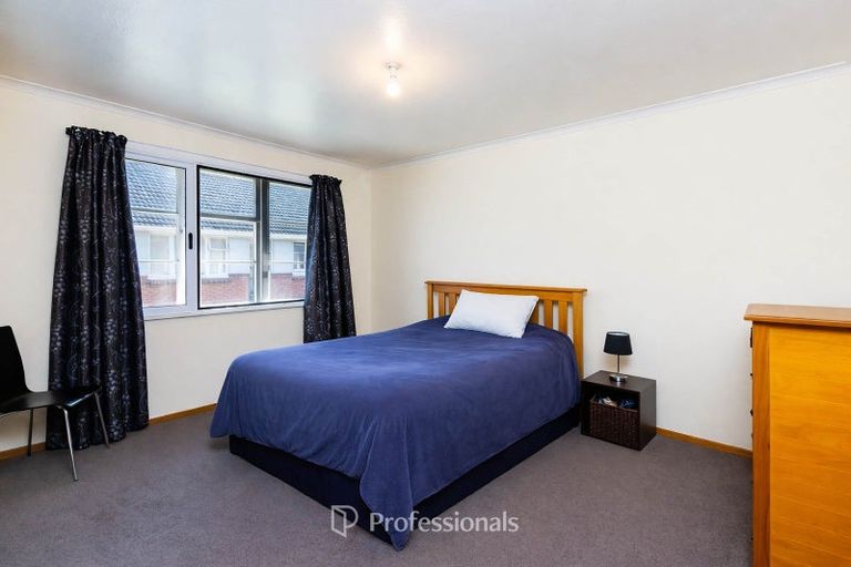 Photo of property in 2/15 Ebdentown Street, Ebdentown, Upper Hutt, 5018