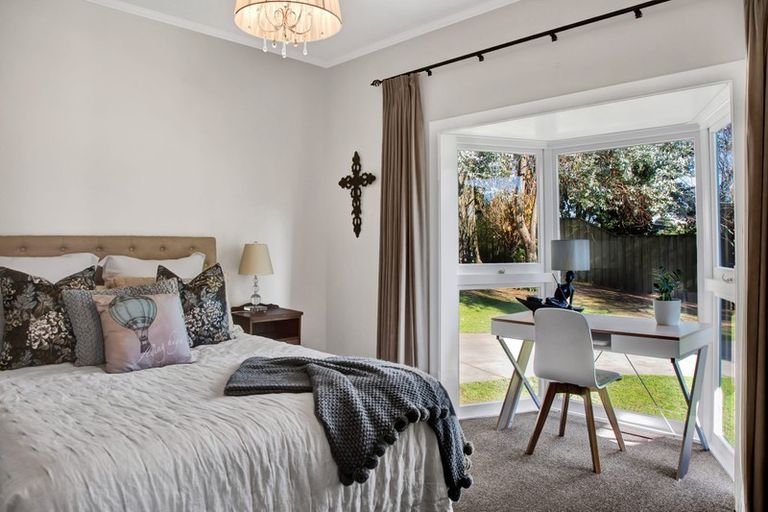 Photo of property in 331 Barrett Road, Omata, New Plymouth, 4374