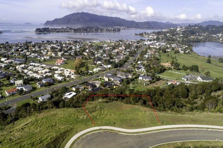 Photo of property in 10 Mason Rise, Tairua, 3508