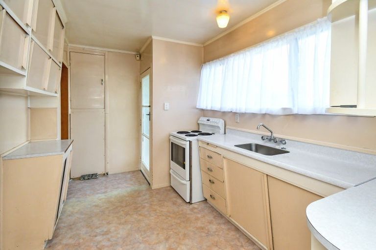 Photo of property in 1 Sterling Avenue, Manurewa East, Auckland, 2102