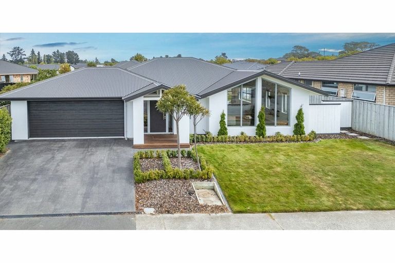 Photo of property in 9 Murfitt Street, Pegasus, 7612