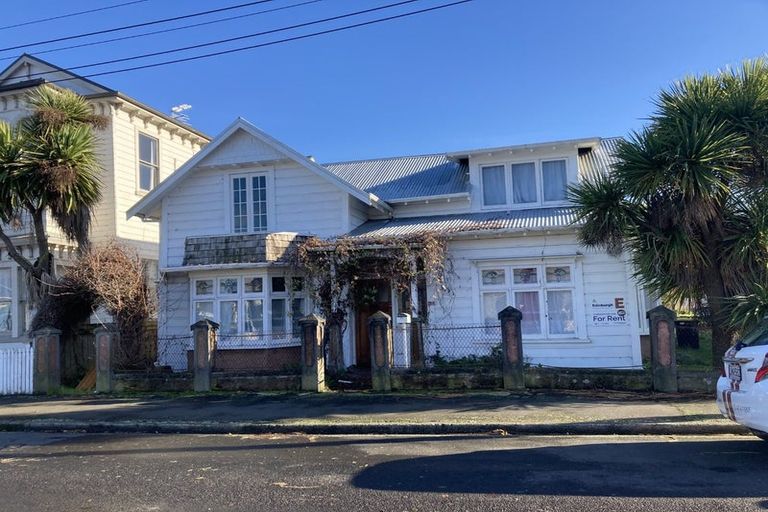Photo of property in 184 Queen Street, North Dunedin, Dunedin, 9016