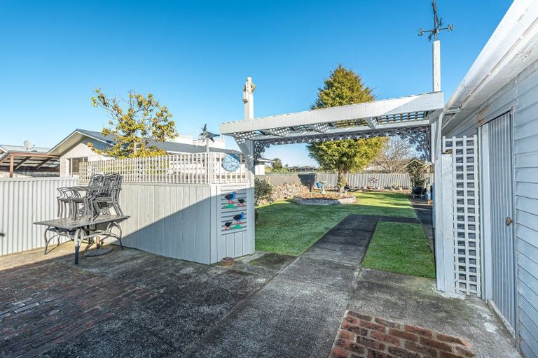 Photo of property in 1 Gunn Street, Gonville, Whanganui, 4501
