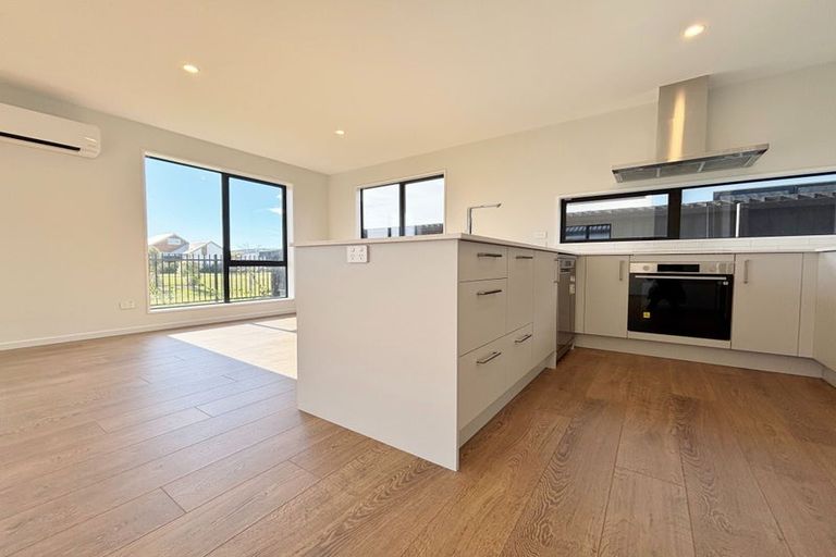 Photo of property in 19 Mckerrow Street, Marshland, Christchurch, 8083