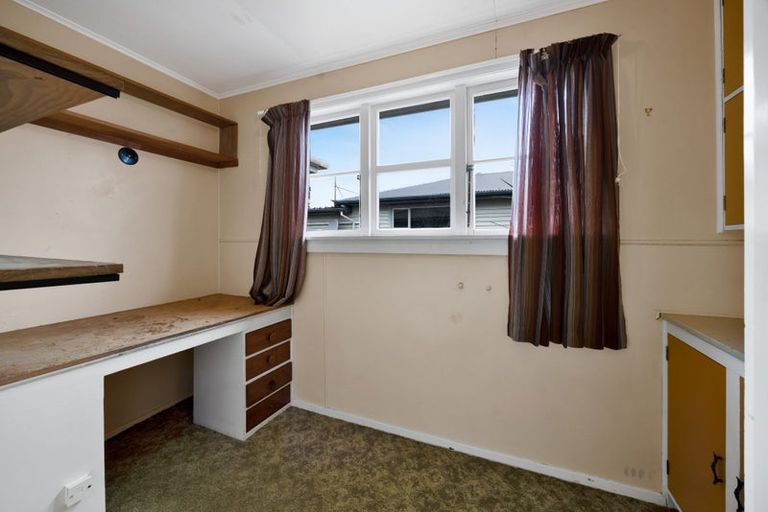 Photo of property in 9 Manawapou Road, Hawera, 4610