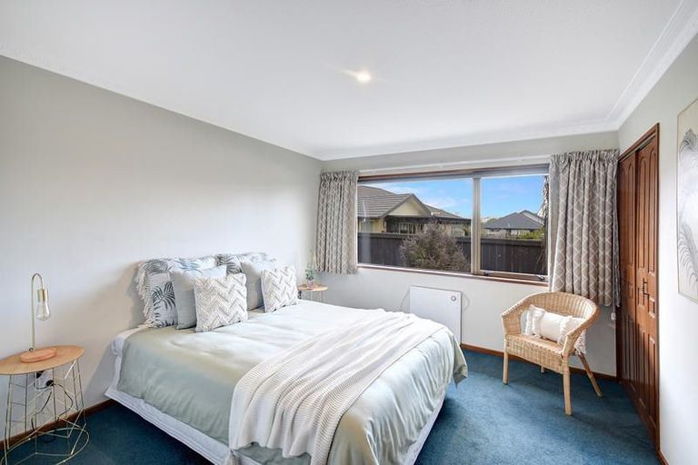 Photo of property in 15 Thornly Park Avenue, Mosgiel, 9024