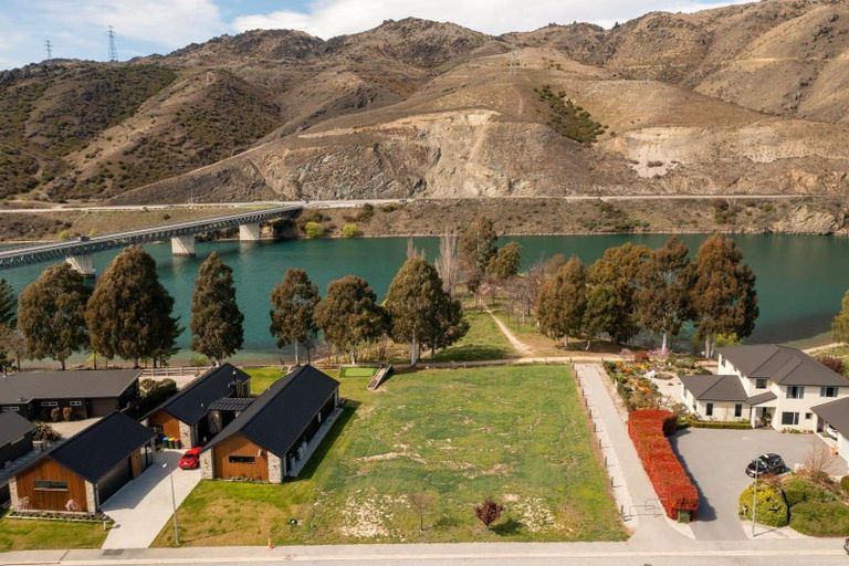 Photo of property in 29 Sunhaven Cove, Cromwell, 9310