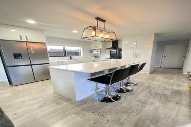 Photo of property in 13a Clarice Place, Takanini, 2112