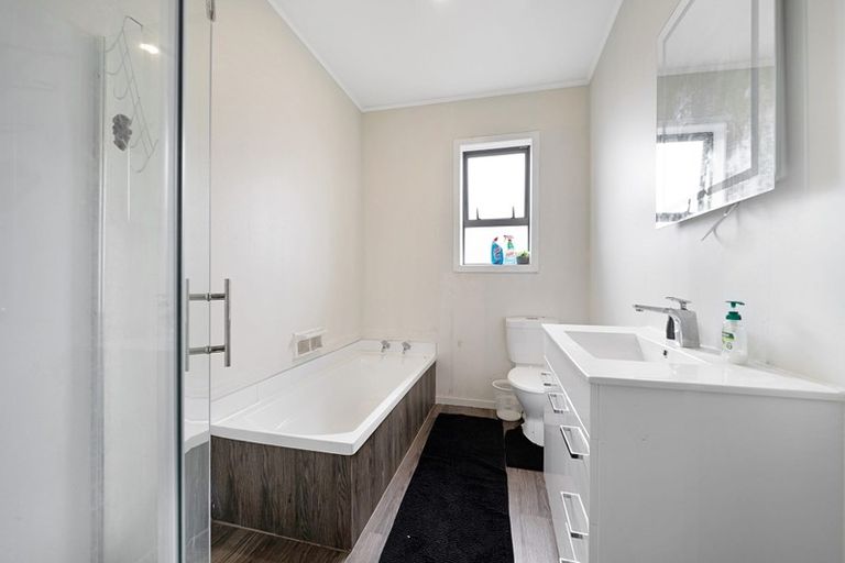 Photo of property in 26 Park Avenue, Papatoetoe, Auckland, 2025