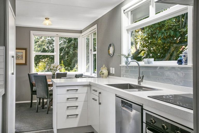 Photo of property in 2/79 Taupo View Road, Taupo, 3330