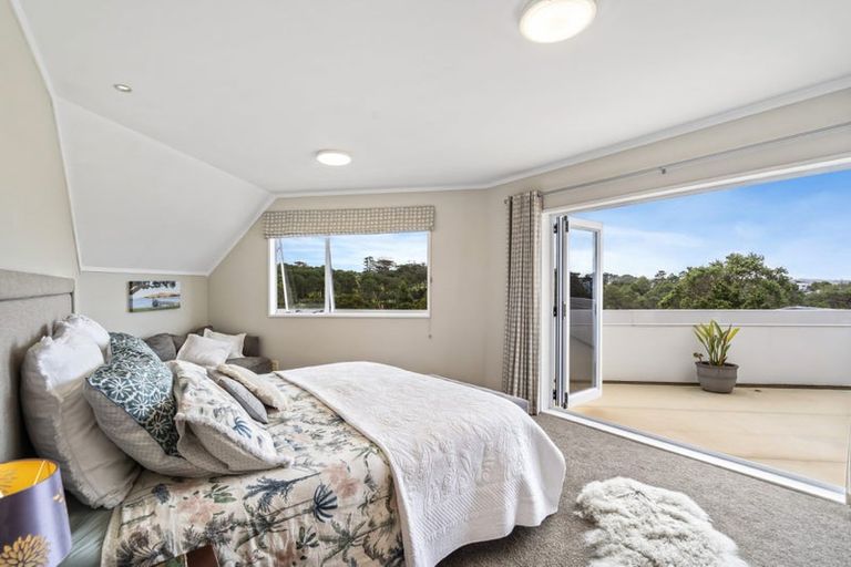 Photo of property in 74 Aberdeen Road, Campbells Bay, Auckland, 0620