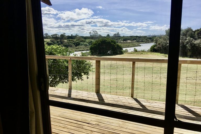 Photo of property in 17 Clarks Lane, Hobsonville, Auckland, 0618