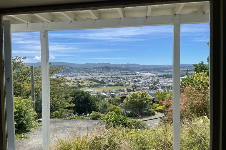 Photo of property in 84a Tannadyce Street, Strathmore Park, Wellington, 6022