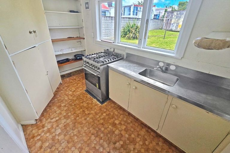 Photo of property in 84 Mein Street, Newtown, Wellington, 6021