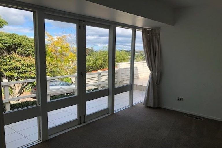 Photo of property in 36 Rewi Street, Torbay, Auckland, 0630