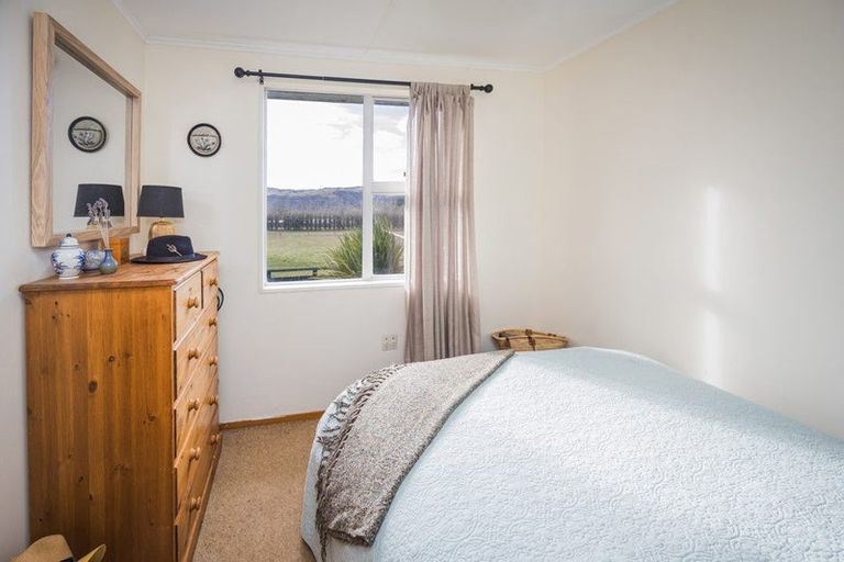 Photo of property in 34 Earthquake Road, Duntroon, Oamaru, 9494