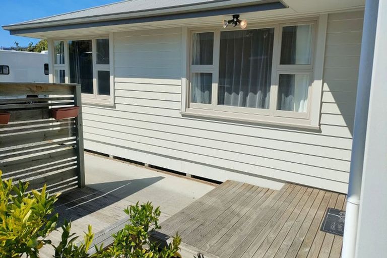 Photo of property in 6-8a Avenue Road, West End, Timaru, 7910