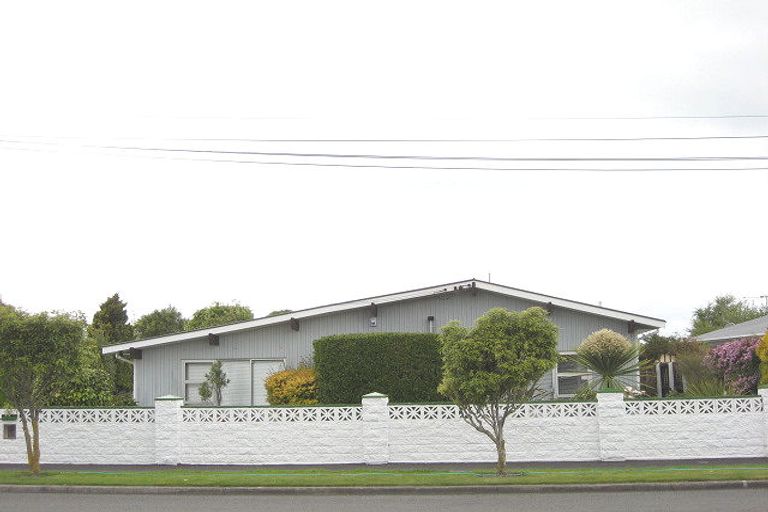 Photo of property in 93 Inwoods Road, Parklands, Christchurch, 8083