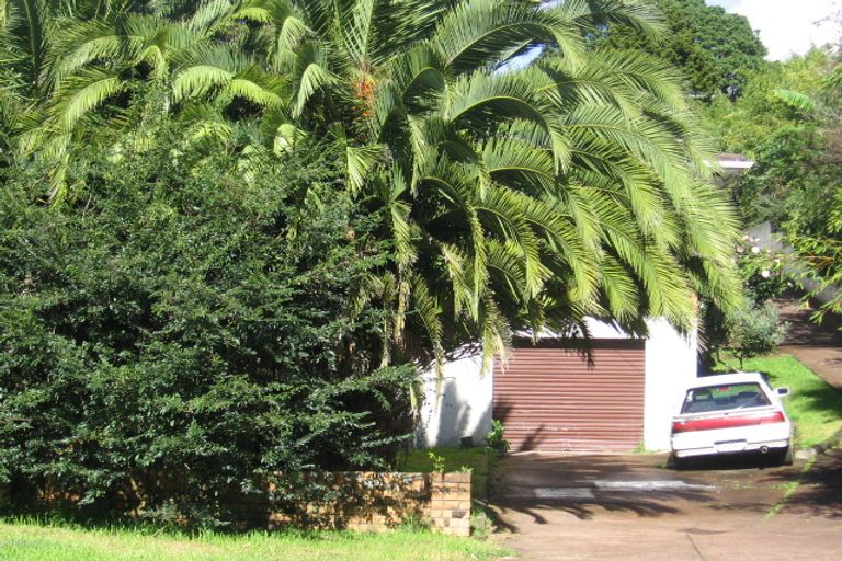 Photo of property in 41 Evans Road, Glen Eden, Auckland, 0602