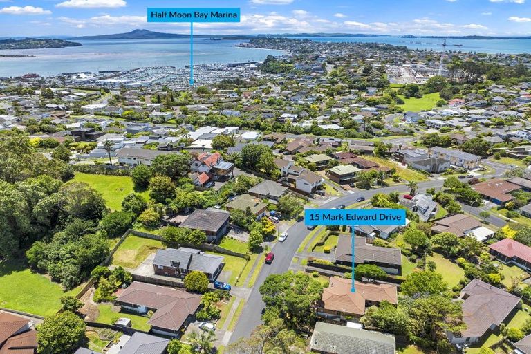 Photo of property in 15 Mark Edward Drive, Half Moon Bay, Auckland, 2012