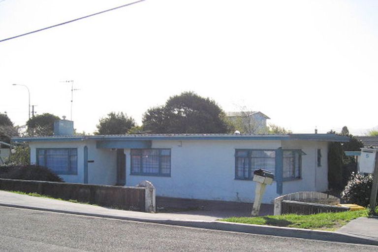 Photo of property in 21a Moana Road, Paraparaumu, 5032