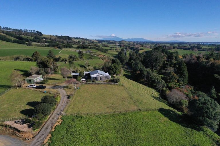 Photo of property in 826 Mokau Road, Mimi, Urenui, 4377