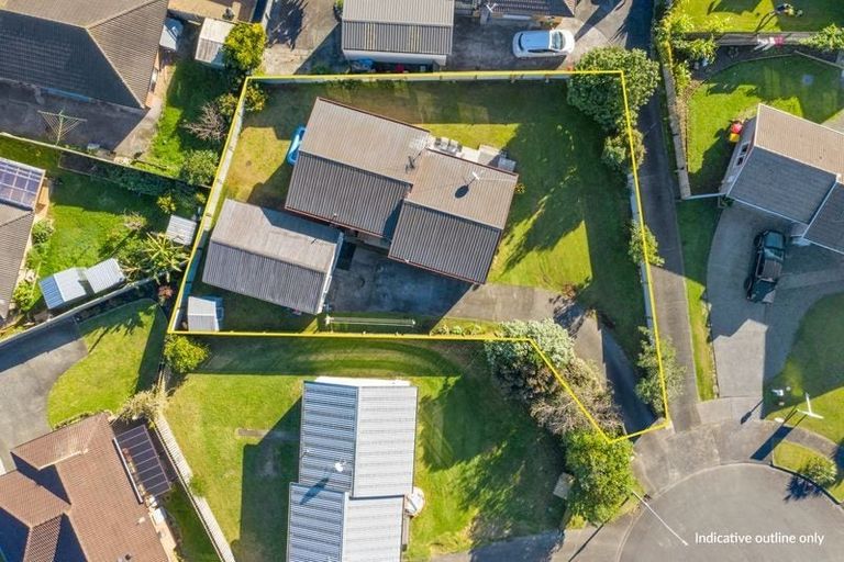 Photo of property in 34 Bernina Place, Weymouth, Auckland, 2103