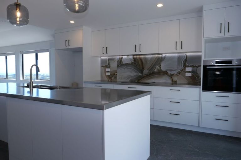 Photo of property in 13 Wilson Way, Waikanae, 5036
