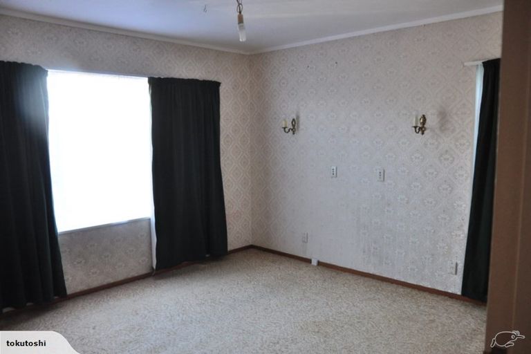 Photo of property in 6 Rajkot Terrace, Broadmeadows, Wellington, 6035