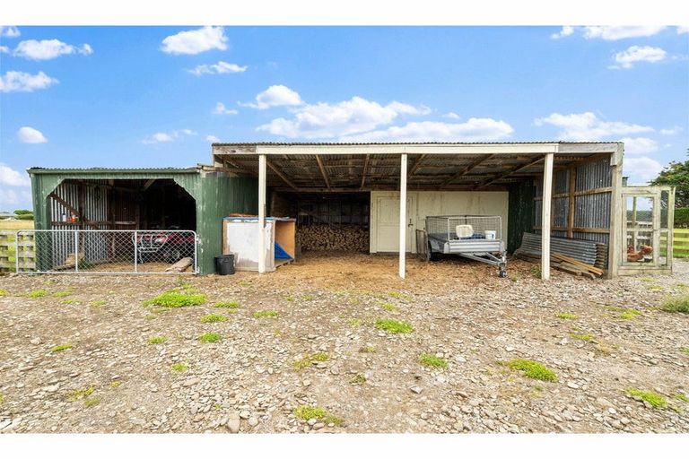 Photo of property in 812 Ryal Bush Wallacetown Road, Wallacetown, Invercargill, 9874