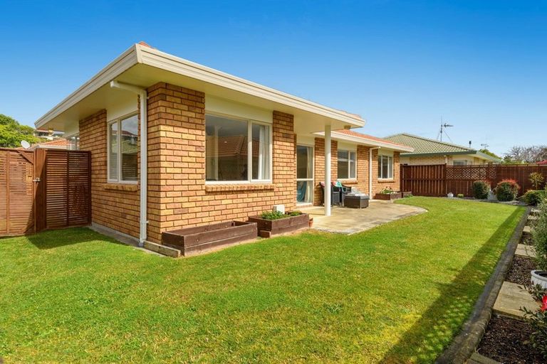 Photo of property in 58 Freyberg Street, Otumoetai, Tauranga, 3110