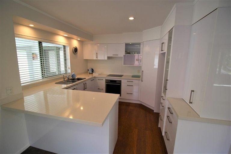 Photo of property in 2/18 Mission View Drive, Northpark, Auckland, 2013