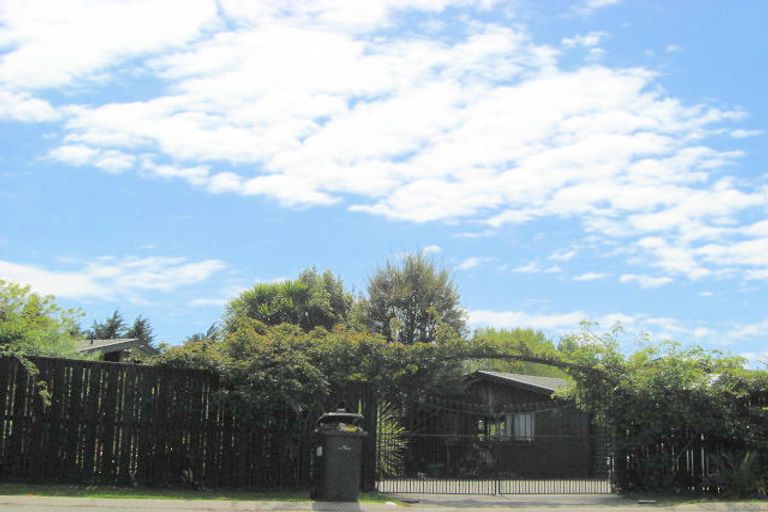 Photo of property in 18 Bunting Place, Woodend, 7610