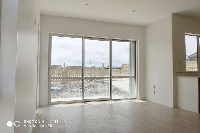 Photo of property in 2 Herekino Street, Westgate, Auckland, 0814