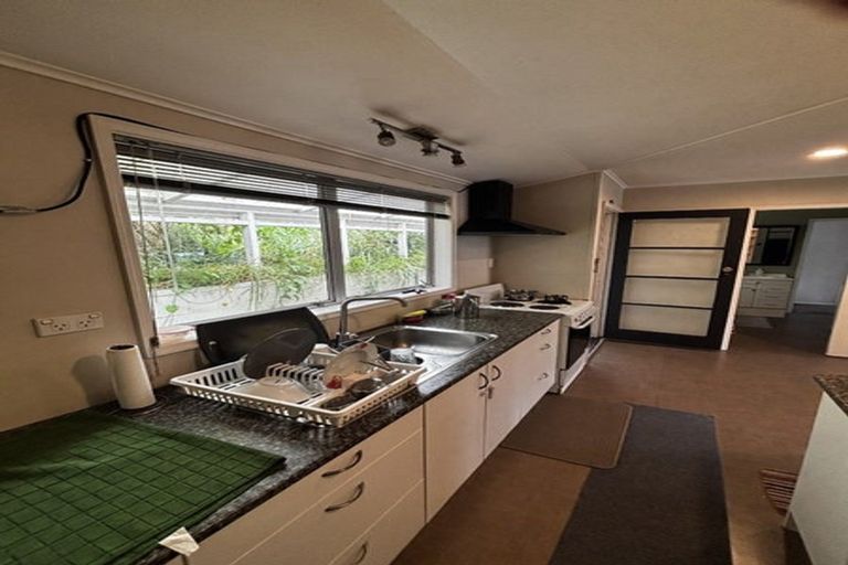 Photo of property in 2/51 Maratahu Street, Westown, New Plymouth, 4310