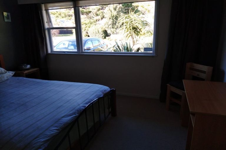 Photo of property in 2a Leybourne Avenue, Waikanae, 5036
