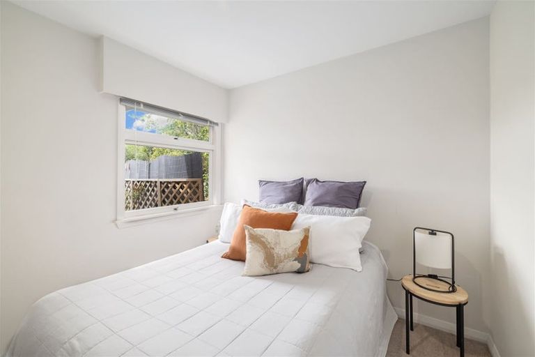 Photo of property in 2/42 Office Road, Merivale, Christchurch, 8014