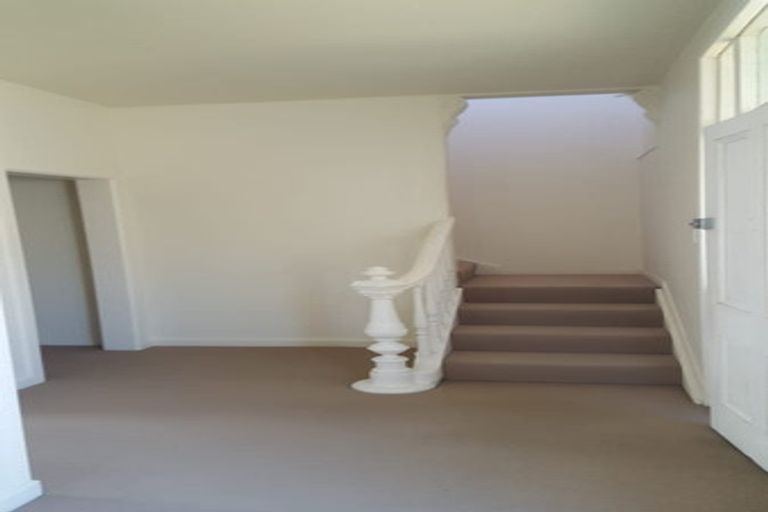 Photo of property in 34 Kilbirnie Crescent, Kilbirnie, Wellington, 6022