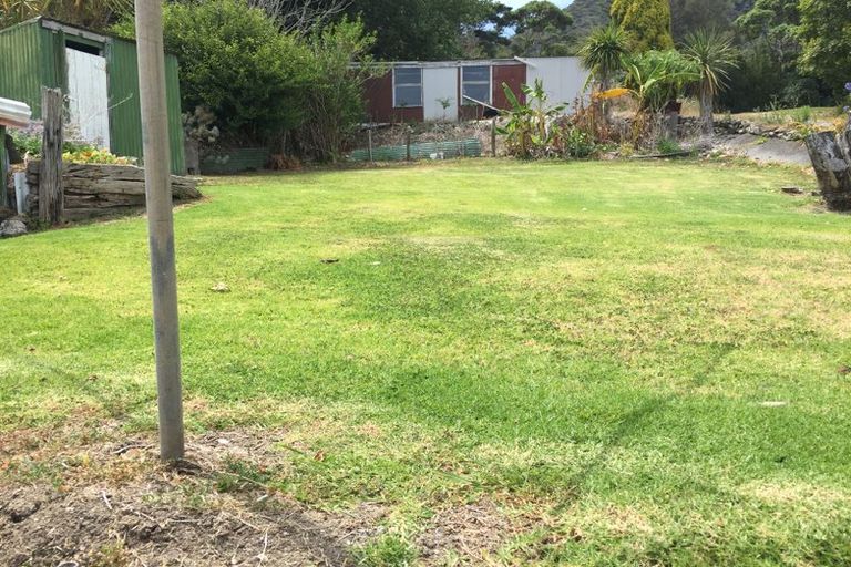 Photo of property in 71 Urquharts Bay Road, Whangarei Heads, Whangarei, 0174